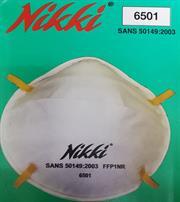 Casey Nikki 6501 FFP1 Disposal Mask With Aluminium Strip Bonded Nose Clip- 3 Layer Non-Woven Polyester Respirator, Low Profile And Adjustable Nose Clip, Latex Free Head Straps 20 Masks Per Pack , Retail Box No Warranty