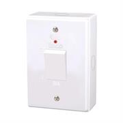 Lesco 2 Pole Surface Isolator Switch Vertical with LED Indicator Light- Complete with White Extension Box, Amperage: 30A ,Height: 100mm , Width: 500mm ,Material: Polycarbonate, Colour White, Sold as a Single unit, 3 Months Warranty